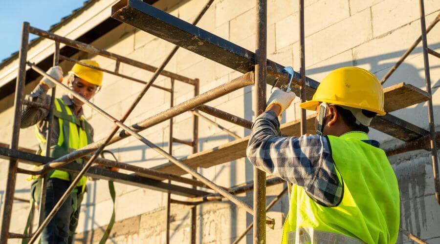 Professional fairlawn roofing services in Avon, IN
